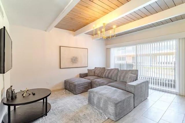3809 N Braeswood Boulevard 14, Houston, TX 77025