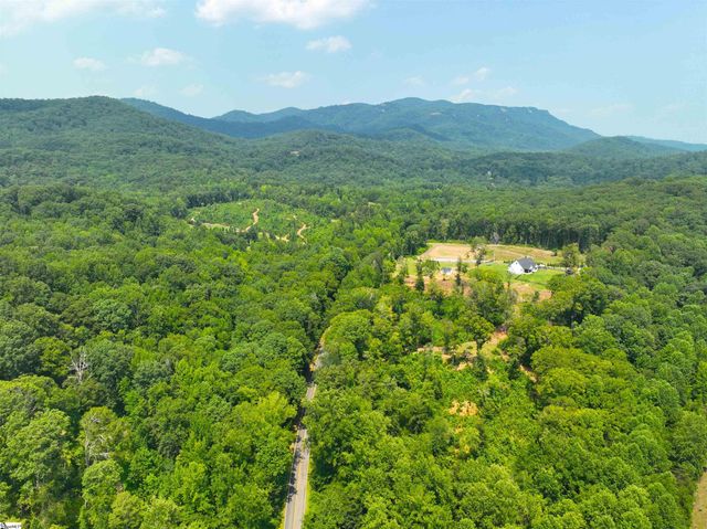 141 Old Sc 11, Travelers Rest, SC 29690