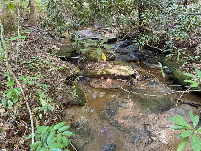 141 Old Sc 11, Travelers Rest, SC 29690