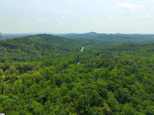 141 Old Sc 11, Travelers Rest, SC 29690