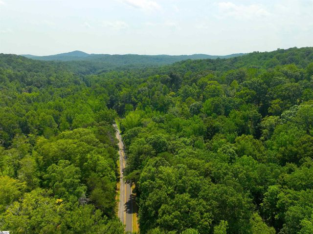 141 Old Sc 11, Travelers Rest, SC 29690