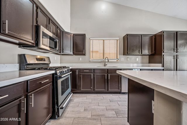 11526 W CYPRUS Drive, Avondale, AZ 85392