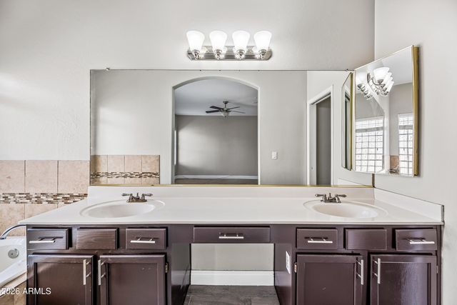 11526 W CYPRUS Drive, Avondale, AZ 85392