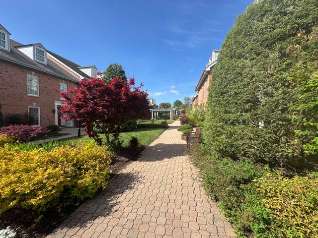 23A Charleston Greene, Danville, KY 40422