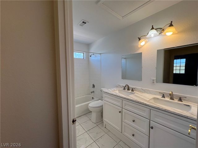 1601 Ghost Flower Court, Las Vegas, NV 89128
