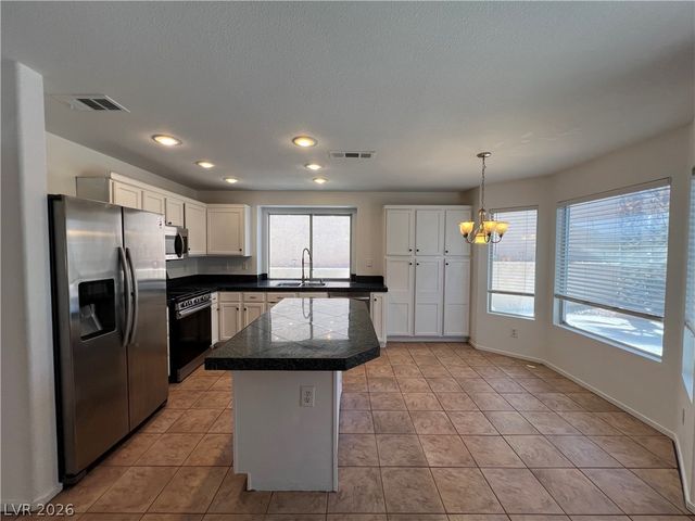 1601 Ghost Flower Court, Las Vegas, NV 89128