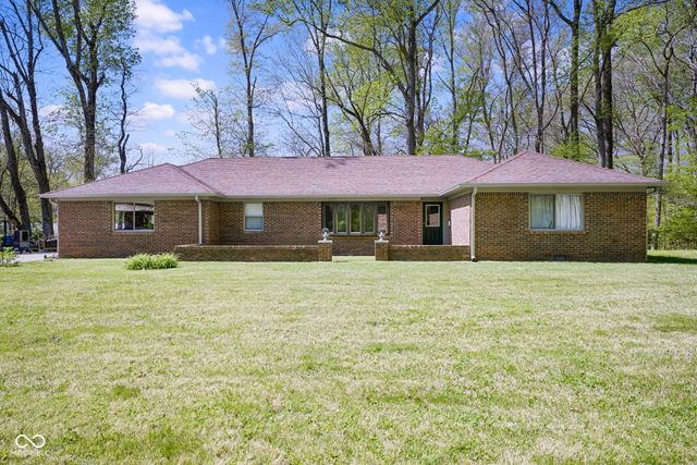 10912 Ole Fox Road, Terre Haute, IN 47803