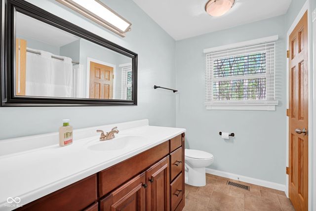 10912 Ole Fox Road, Terre Haute, IN 47803