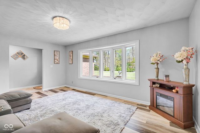 10912 Ole Fox Road, Terre Haute, IN 47803