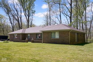 10912 Ole Fox Road, Terre Haute, IN 47803