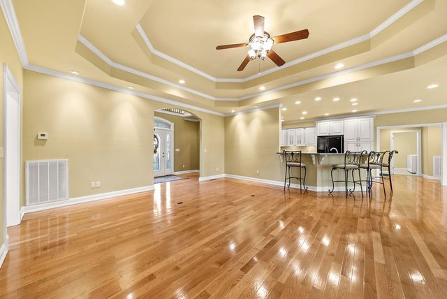 205 Lewis Bridge Way, Hopkinsville, KY 42240