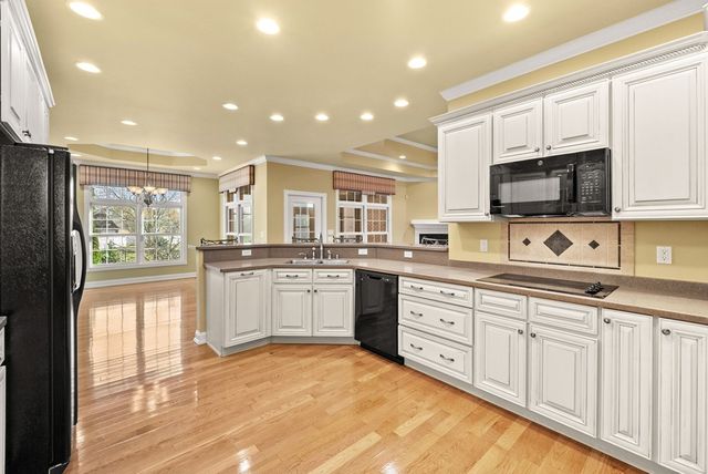 205 Lewis Bridge Way, Hopkinsville, KY 42240