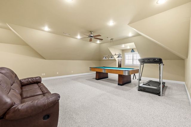 205 Lewis Bridge Way, Hopkinsville, KY 42240