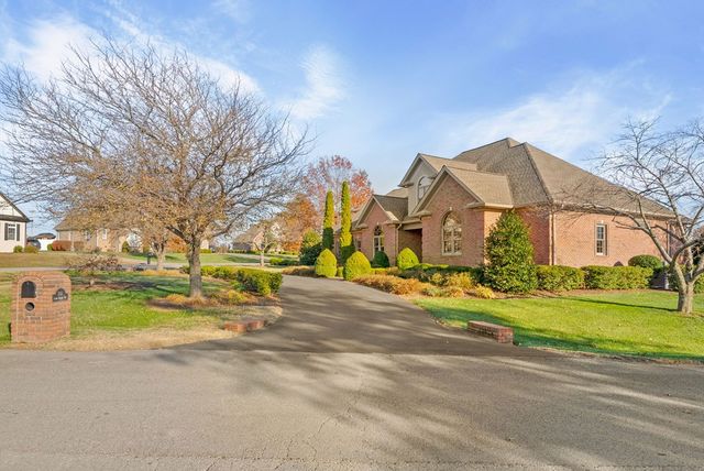 205 Lewis Bridge Way, Hopkinsville, KY 42240