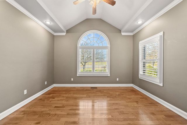 205 Lewis Bridge Way, Hopkinsville, KY 42240