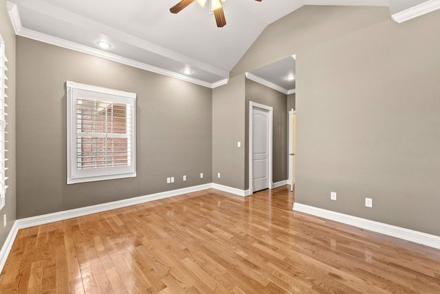 205 Lewis Bridge Way, Hopkinsville, KY 42240