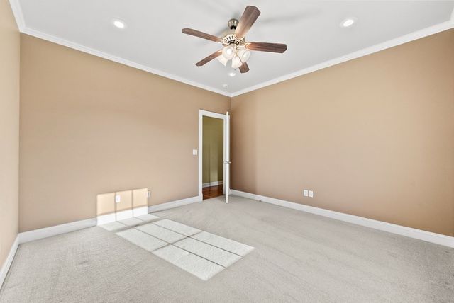 205 Lewis Bridge Way, Hopkinsville, KY 42240