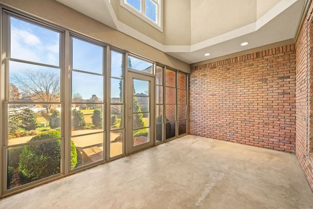 205 Lewis Bridge Way, Hopkinsville, KY 42240