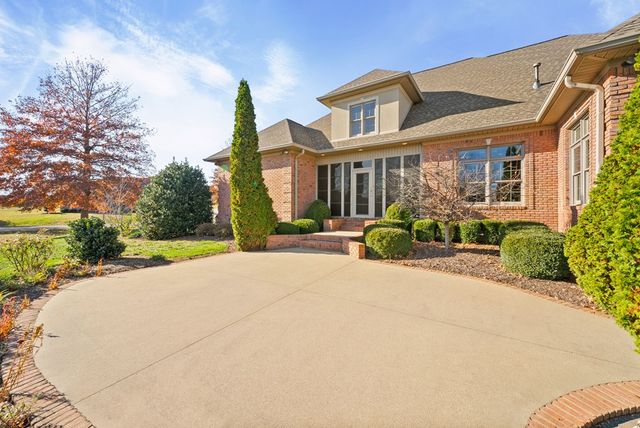 205 Lewis Bridge Way, Hopkinsville, KY 42240