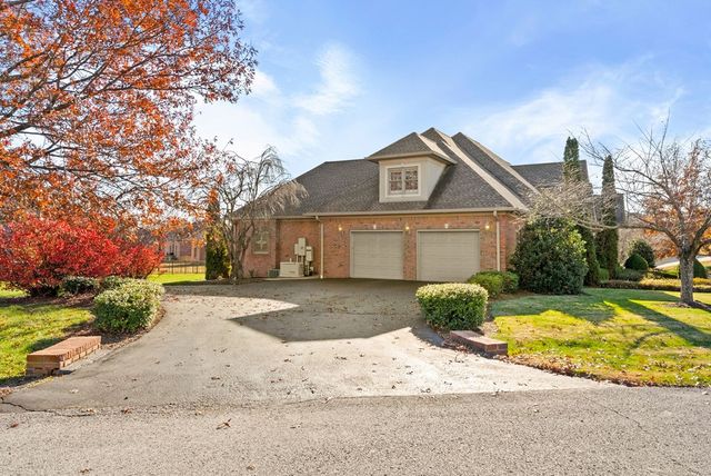 205 Lewis Bridge Way, Hopkinsville, KY 42240