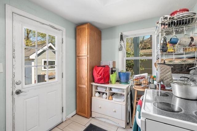 18 Auburn St Ext, Framingham, MA 01701