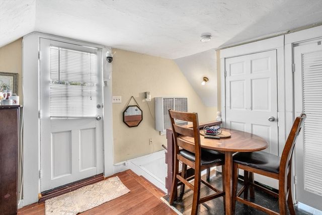 18 Auburn St Ext, Framingham, MA 01701
