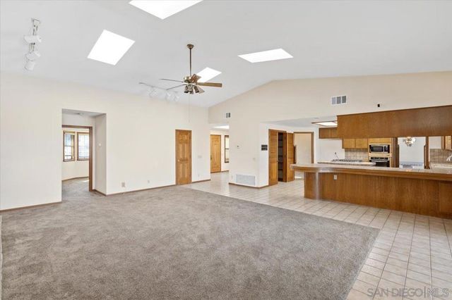 17648 Valle Verde Rd, Poway, CA 92064