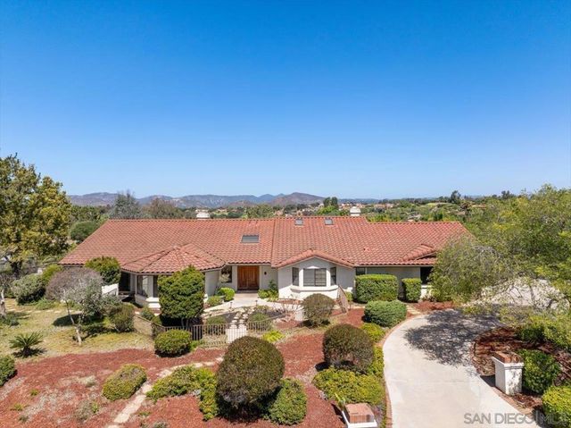 17648 Valle Verde Rd, Poway, CA 92064