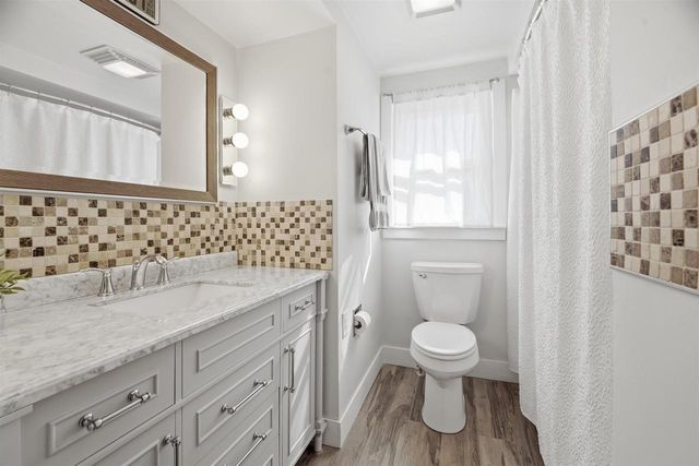 88 FOSTER COURT, Appleton, WI 54915