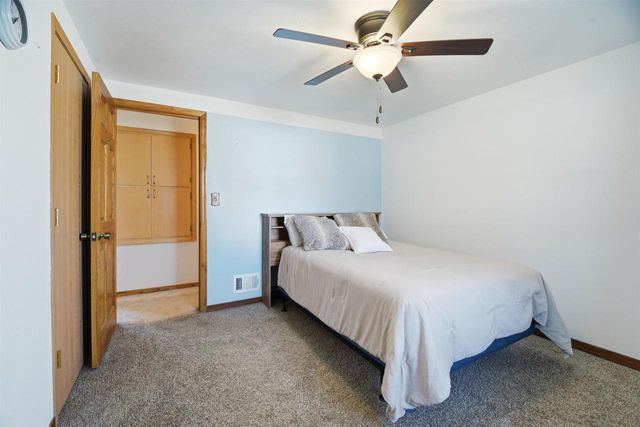 88 FOSTER COURT, Appleton, WI 54915