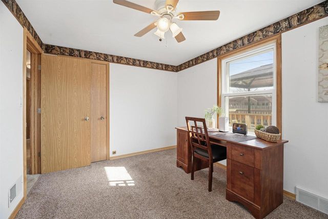 88 FOSTER COURT, Appleton, WI 54915