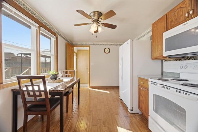 88 FOSTER COURT, Appleton, WI 54915