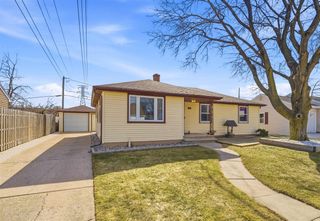 88 FOSTER COURT, Appleton, WI 54915