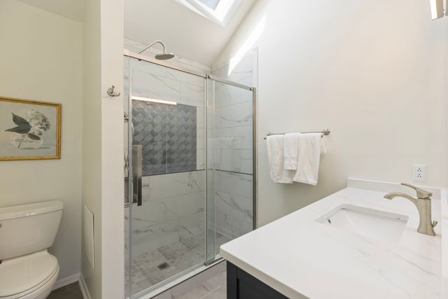 817 Battlefield Dr, Nashville, TN 37204