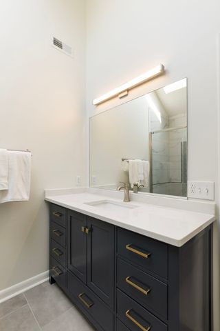 817 Battlefield Dr, Nashville, TN 37204