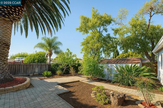 52 Rose Ann Ave, Pittsburg, CA 94565