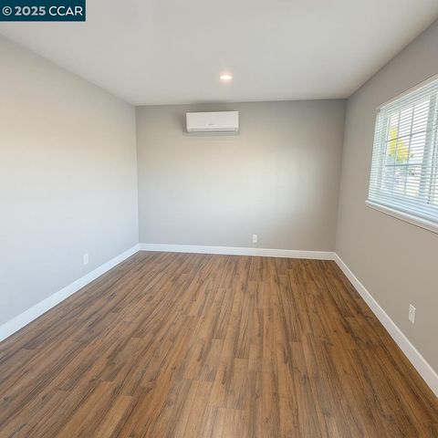 52 Rose Ann Ave, Pittsburg, CA 94565