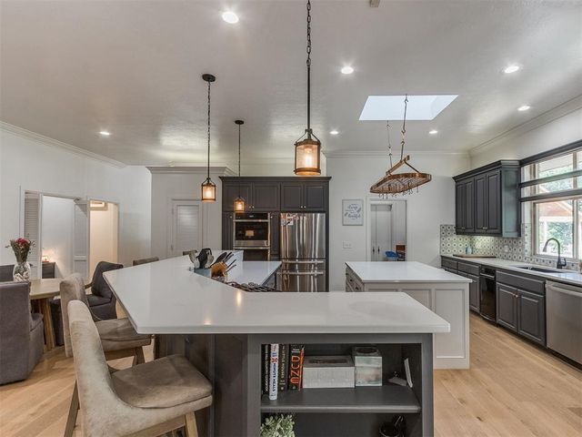 2600 Chaumont, Edmond, OK 73034