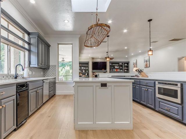 2600 Chaumont, Edmond, OK 73034