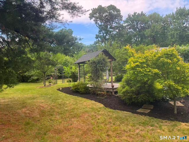 1122 Fienemann Road, Farmington, CT 06032