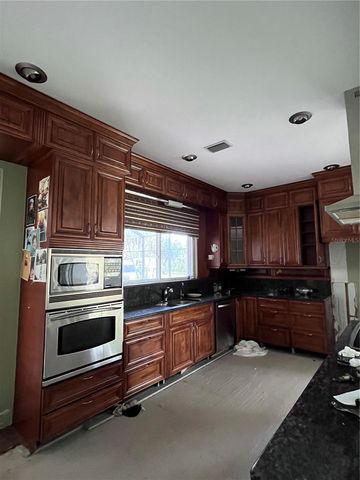 970 BRENTWOOD DRIVE, Venice, FL 34292