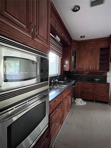 970 BRENTWOOD DRIVE, Venice, FL 34292