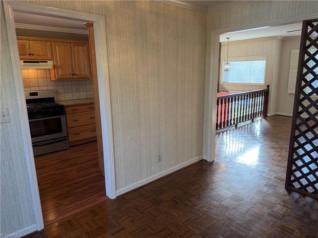 275 Carter Circle, Winston-salem, NC 27106