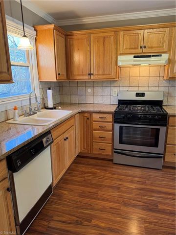 275 Carter Circle, Winston-salem, NC 27106