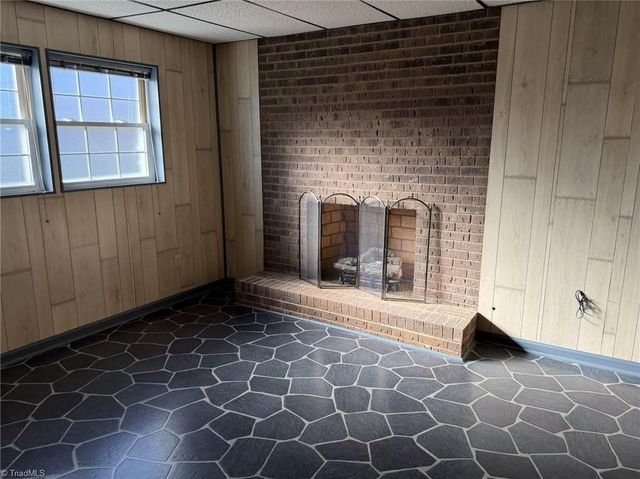 275 Carter Circle, Winston-salem, NC 27106