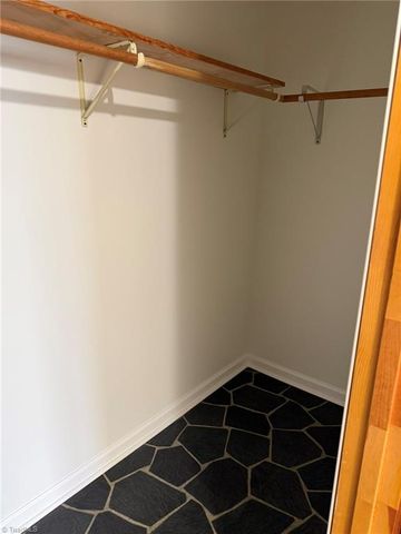 275 Carter Circle, Winston-salem, NC 27106