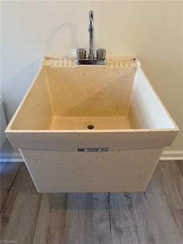 275 Carter Circle, Winston-salem, NC 27106