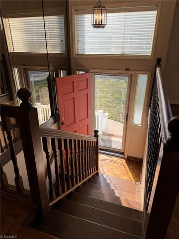 275 Carter Circle, Winston-salem, NC 27106