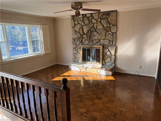 275 Carter Circle, Winston-salem, NC 27106