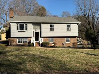 275 Carter Circle, Winston-salem, NC 27106